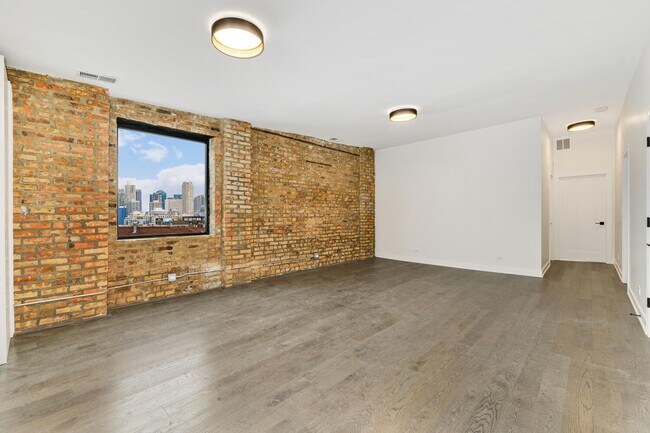 Building Photo - 06 - Mil 1371 LLC