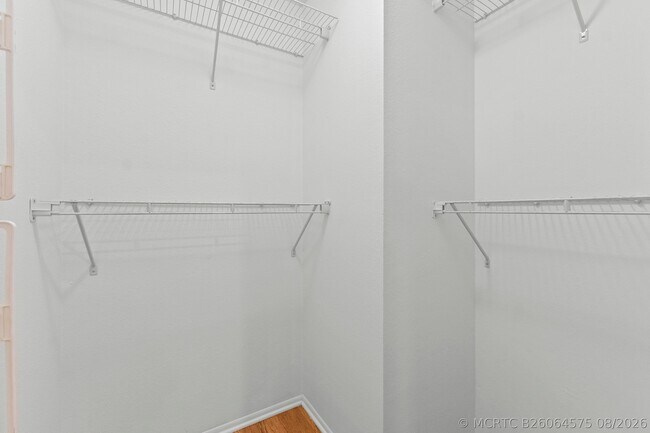 Building Photo - 1431 SE Berwick Ct