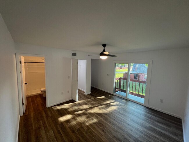 Building Photo - 48 Piney Branch Way