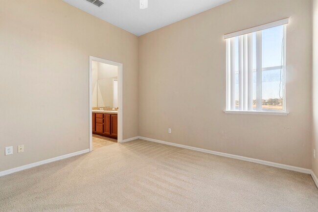 Building Photo - 2731 Sand Arbor Cir