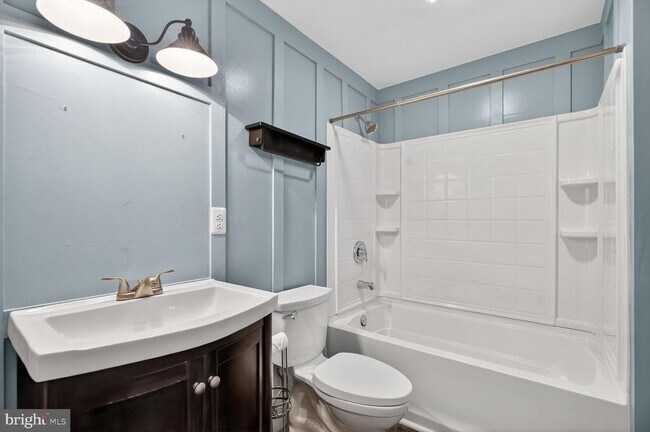 Building Photo - 12564 Garland Tree Ct