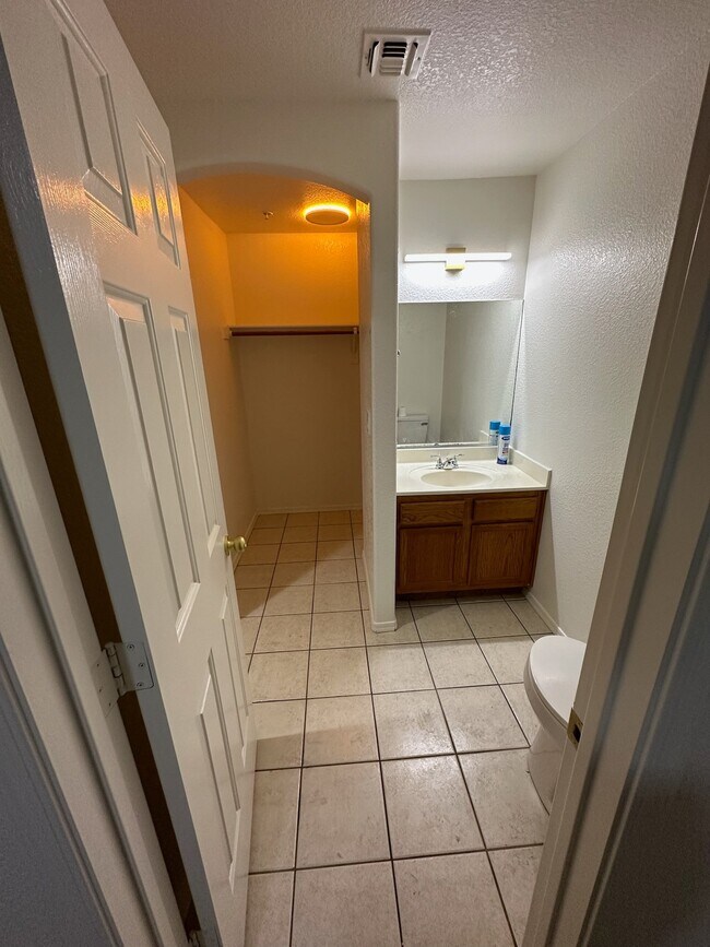 Building Photo - 3417 Oro Grande Blvd