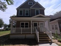Building Photo - 3237 Seymour Ave
