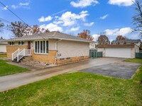 Building Photo - 21518 Willow Ln