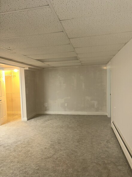 Building Photo - 14 Mayfair Pl