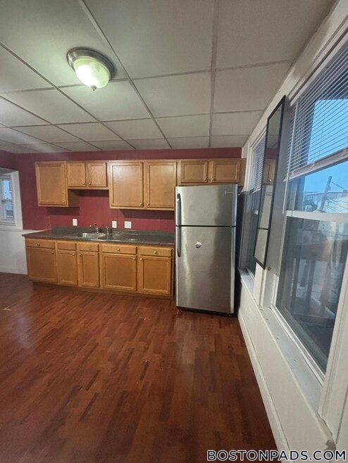 Building Photo - 289 Chelsea St