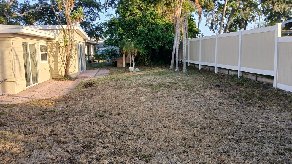 Back Yard view - 2286 Sherwood Dr