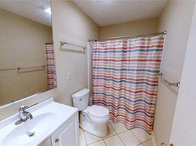 Building Photo - Earn Wealth While Leasing - Like a Homeown...