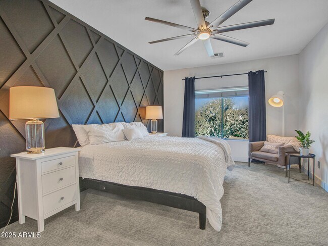 Building Photo - 4326 W Kenai Dr