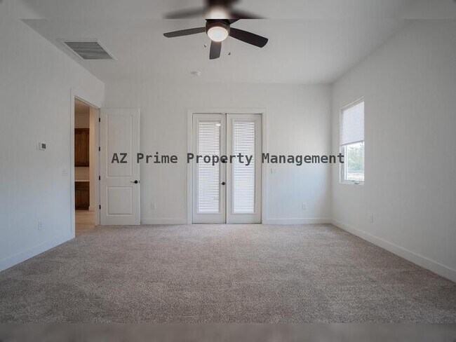 Building Photo - 4831 W Pearce Rd