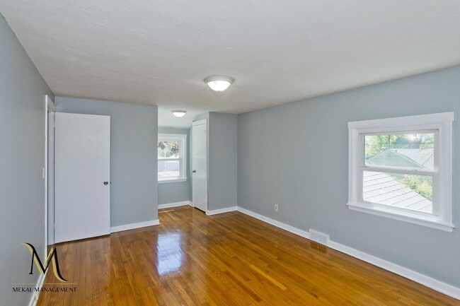 Building Photo - COMING SOON! Waterfront Single Family Home for Rent!