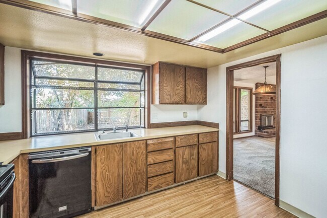 Building Photo - 21665 SW Imperial Ct