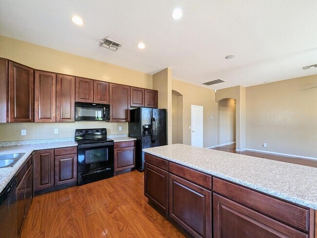 Building Photo - 3310 W Latona Rd