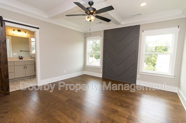 Building Photo - 2760 Ridge Park Dr