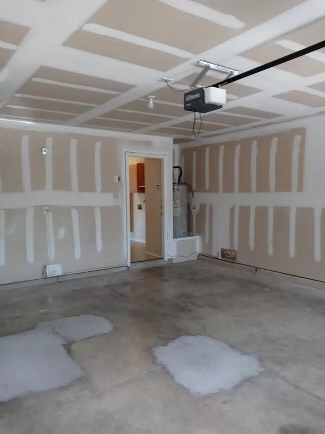 Building Photo - 11231 Sierra Trl