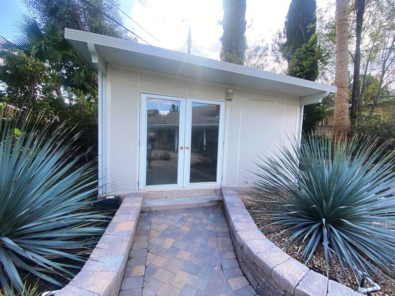 Detached Office/Workshop/Storage Room - 23552 Kivik St