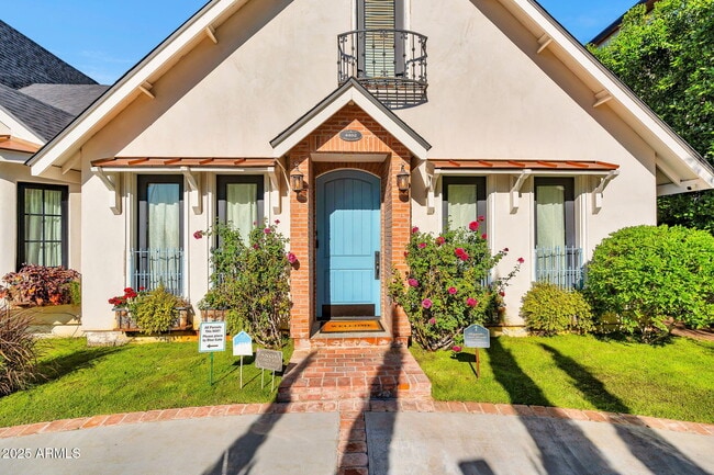 Building Photo - 4402 E Turney Ave