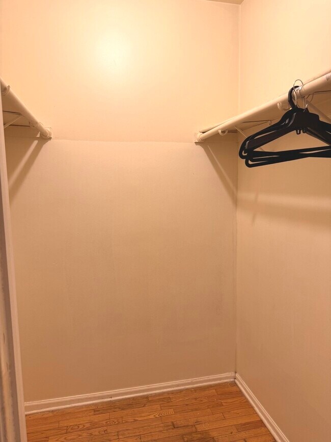 Building Photo - 4615 S Michigan Ave