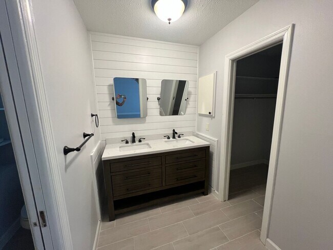 Building Photo - 4 Antigua Cir