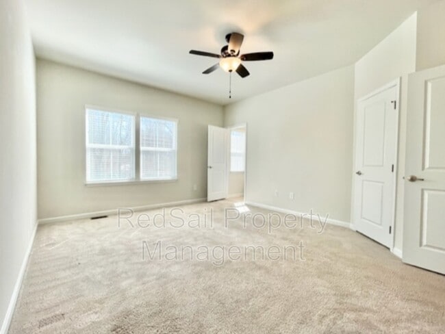 Building Photo - 7551 Luminary Dr