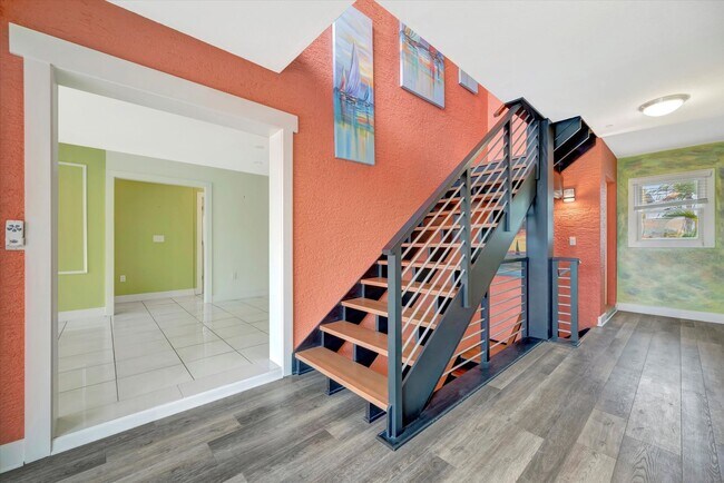 Building Photo - Stunning Annual Rental: Luxury Coastal Liv...
