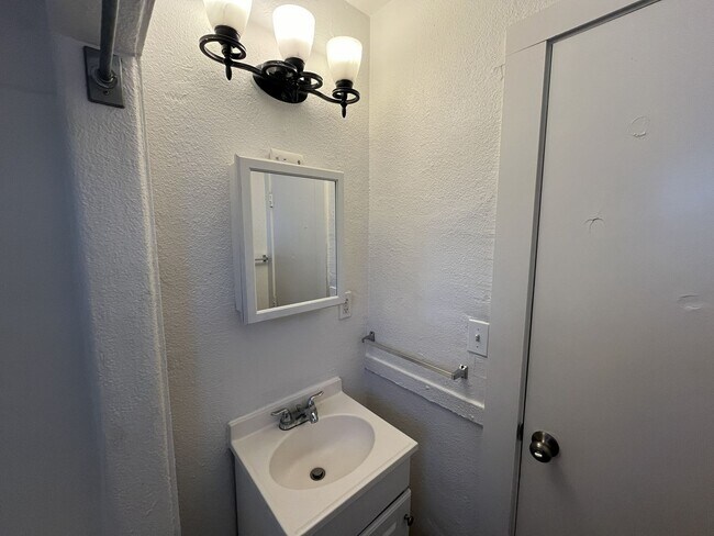 Building Photo - 3333 Belden St