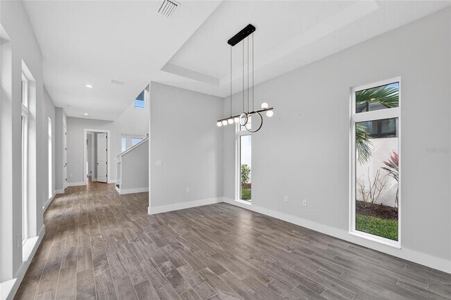 Building Photo - 5917 Cat Claw Ln