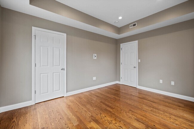Building Photo - 63 Perrin St