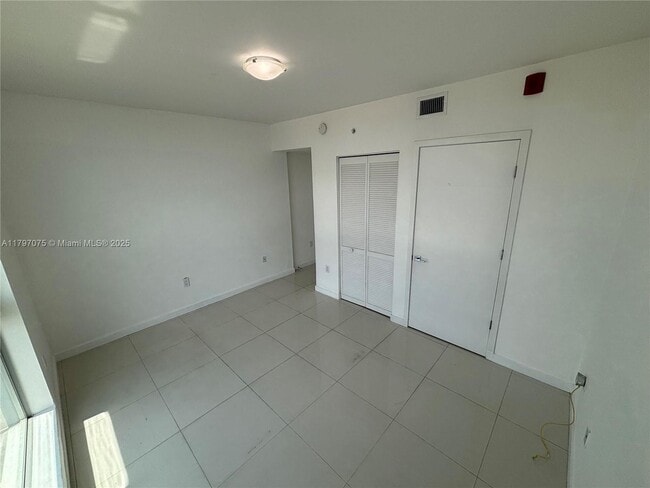 Building Photo - 7661 NW 107th Ave