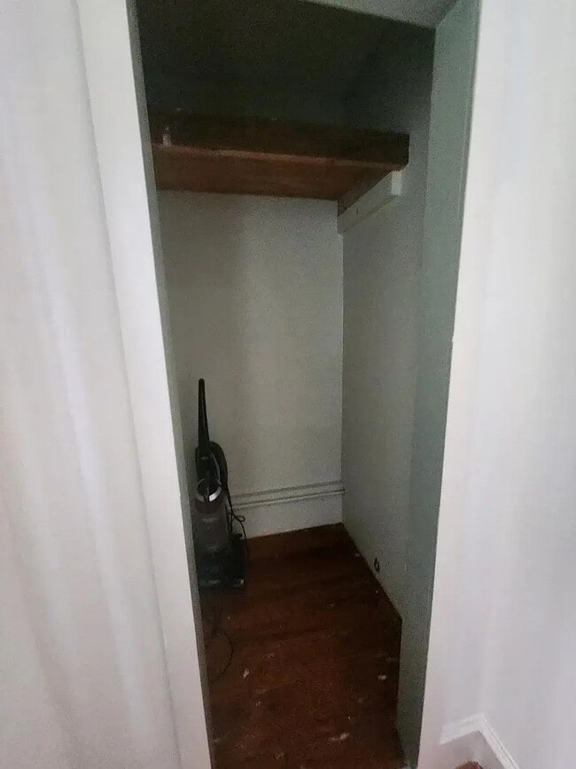 Building Photo - 511 Broadway