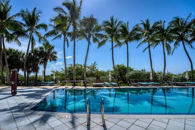Building Photo - 6899 Collins Ave