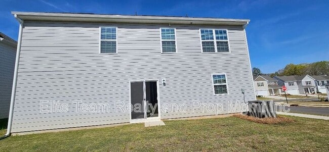 Building Photo - 1615 Cannonball Ln