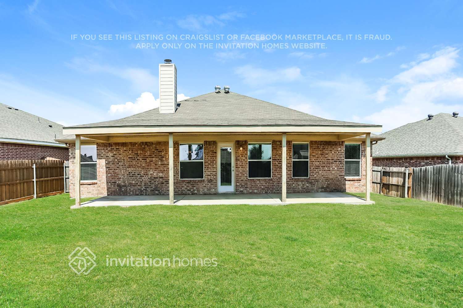 Building Photo - 904 Peach Ln