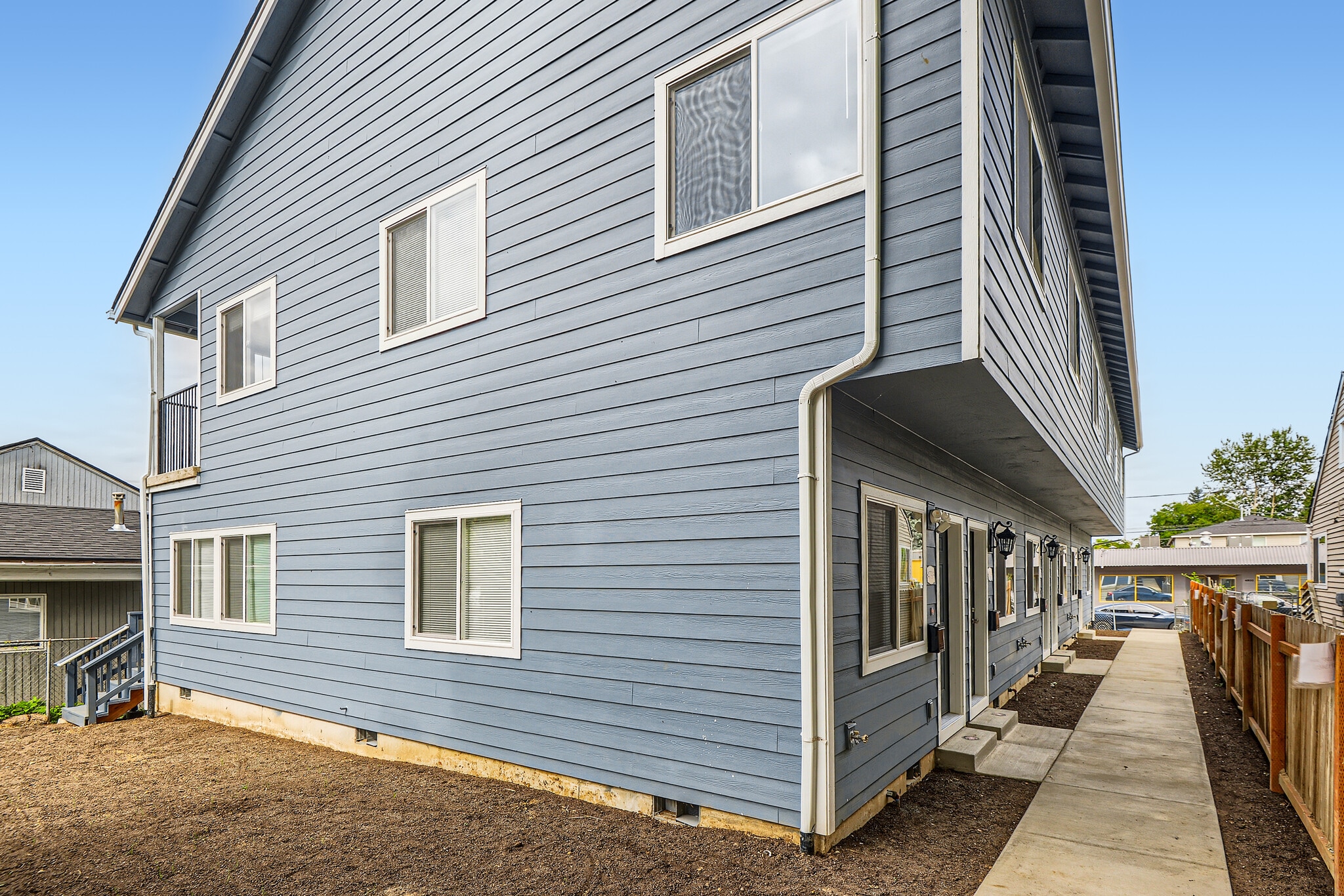 Rear Exterior - 4783 NE 108th Ave