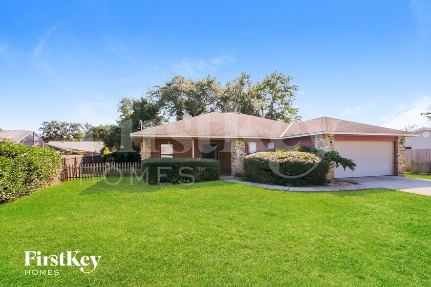 Building Photo - 5418 Shore Dr