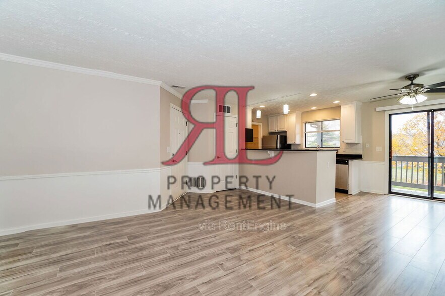 Building Photo - 2733 Greystone Dr