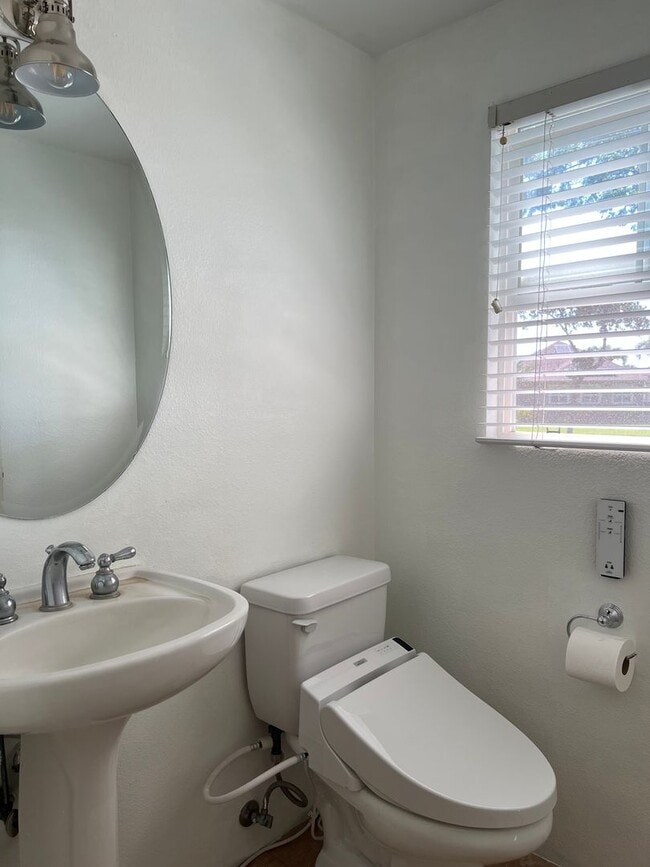 Building Photo - For Rent - [Ke Aina Kai Townhomes] 91-6540...