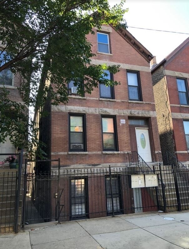 Building Photo - 1512 N Greenview Ave