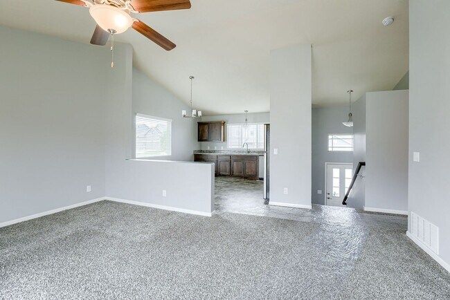Building Photo - Must See In Whitetail Creek!!