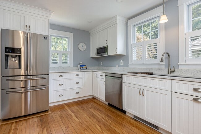 Building Photo - Beautiful Home in Willard!