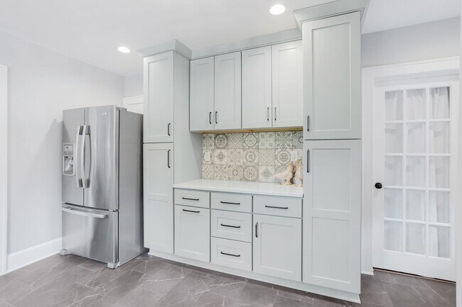 Building Photo - Class Brick Cottage with Modern Comforts in Historic Overbrook