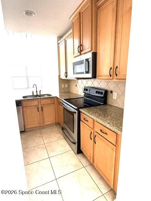 Building Photo - 1335 Lara Cir