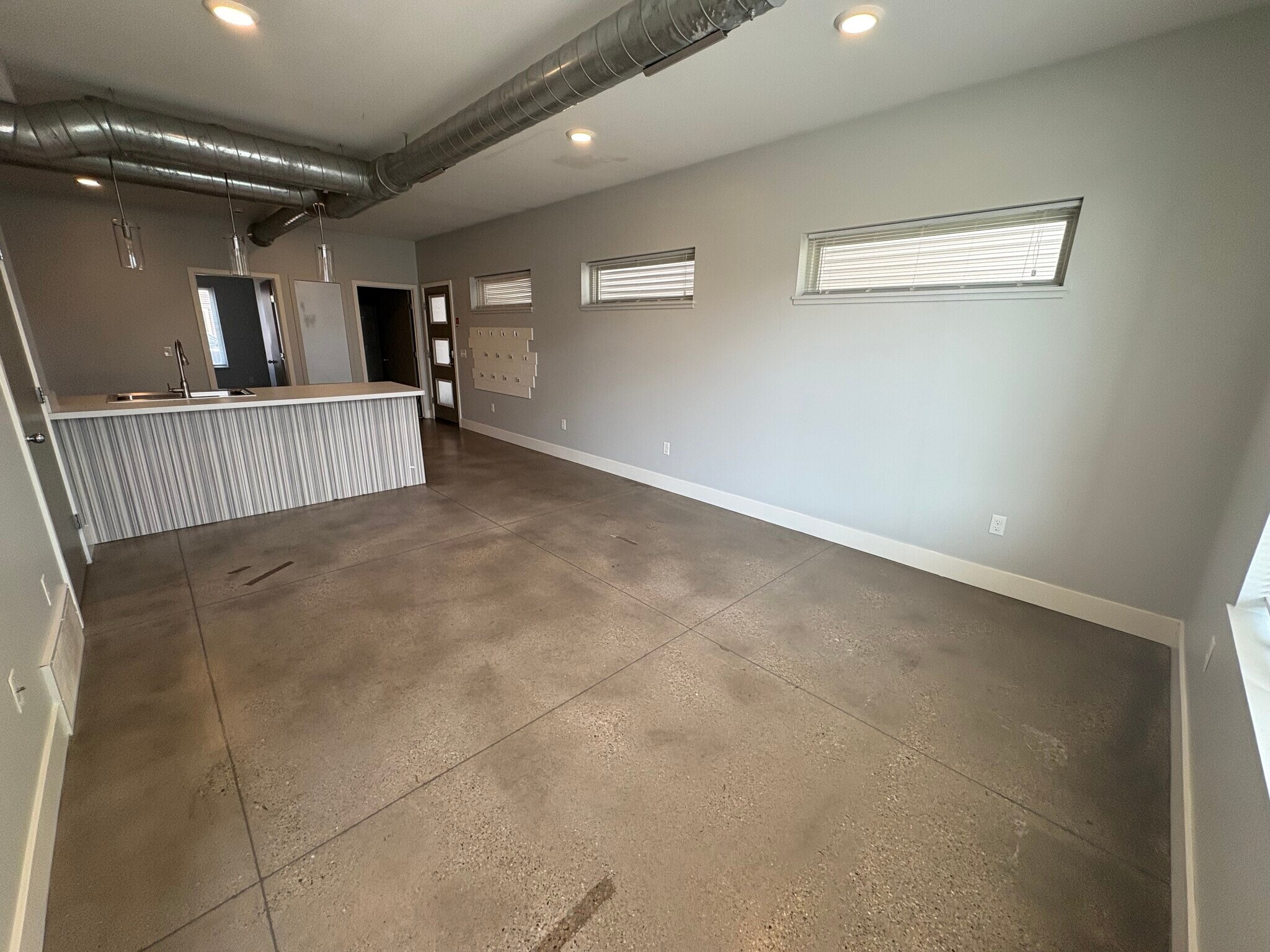 Building Photo - 457 4th St NW