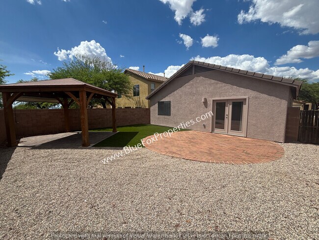 Building Photo - 9978 E Apache Rain Dr