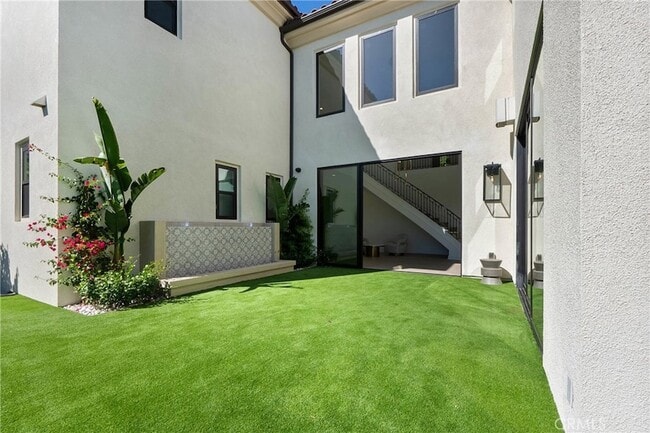 Building Photo - 20448 Liverpool Way