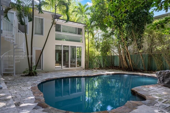 Building Photo - 4286 Douglas Rd