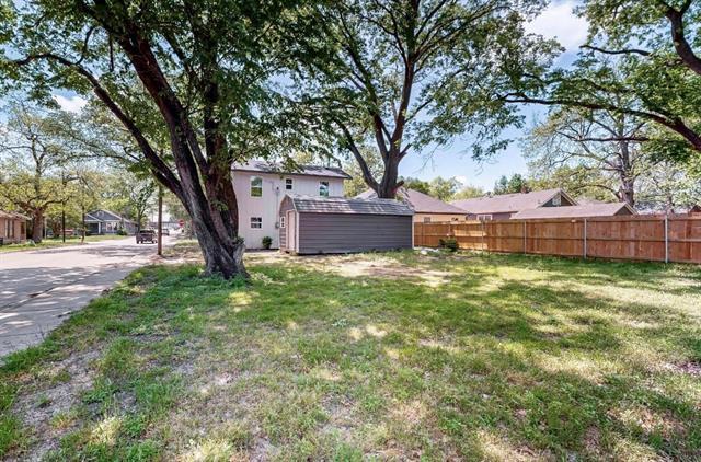 Building Photo - 1500 W Collin St