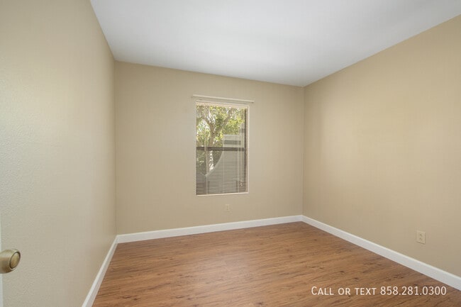 Building Photo - 9322 Twin Trails Dr