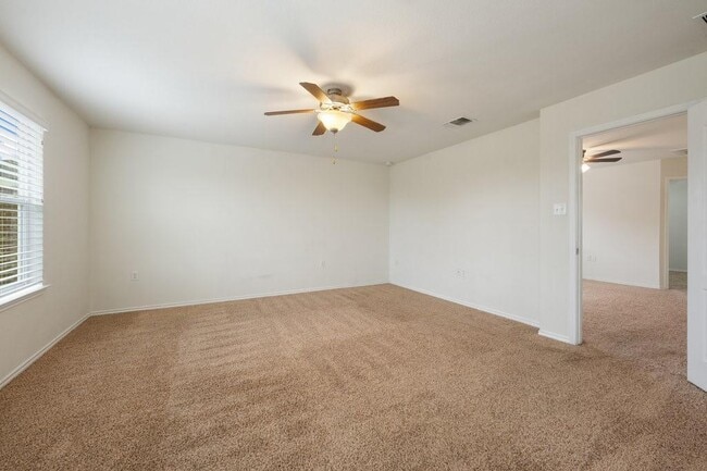 Building Photo - 10909 Helms Deep Dr