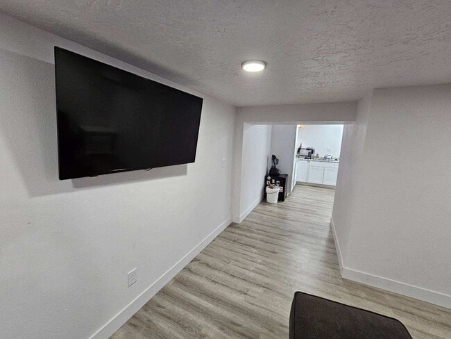 Building Photo - 310 S 600 W